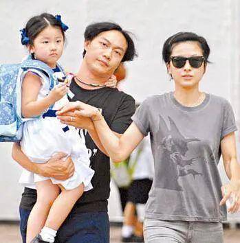 陈康堤_包包_徐濠萦