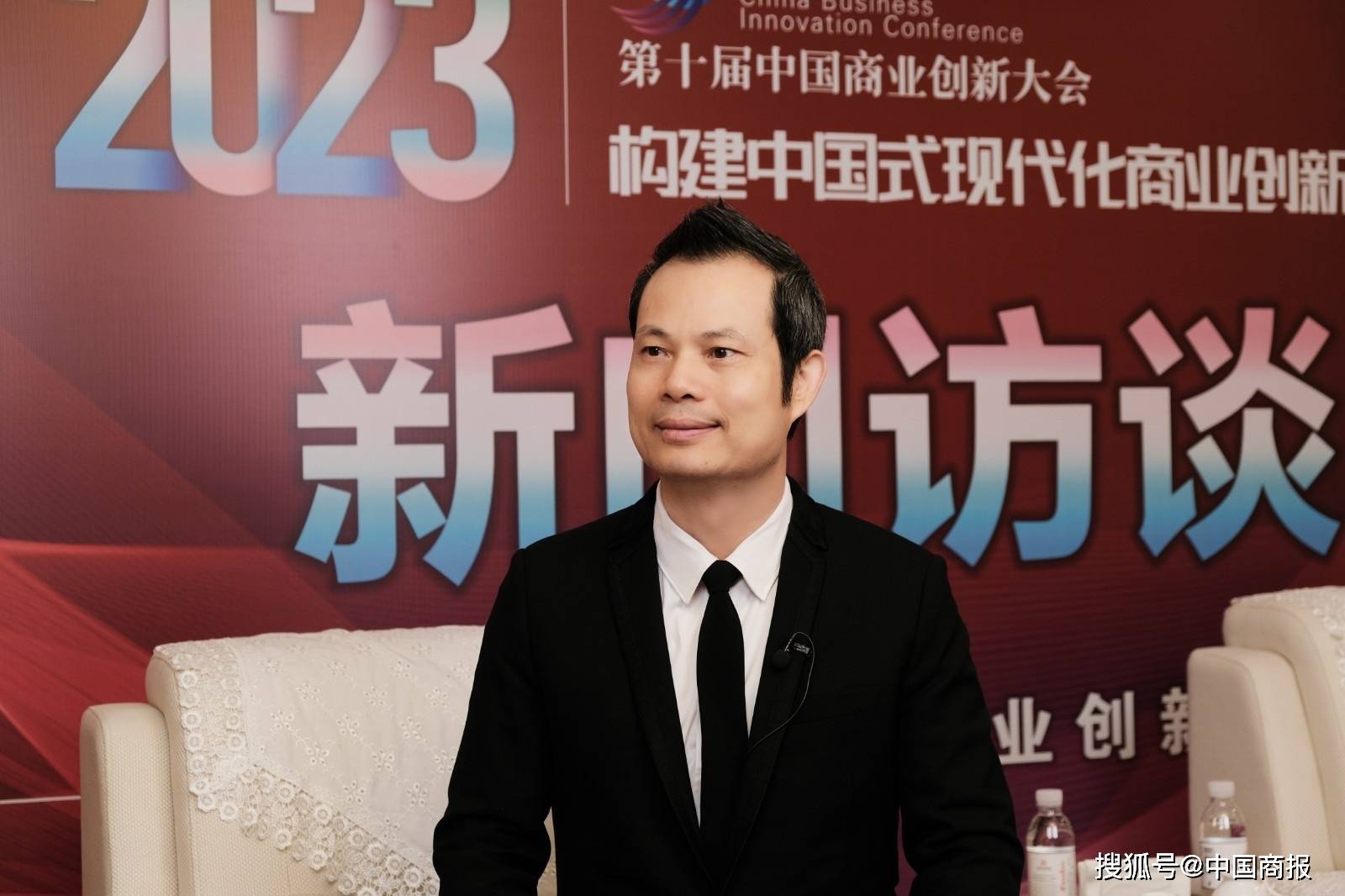 欧芭集团有限公司董事长蔡艺卓.