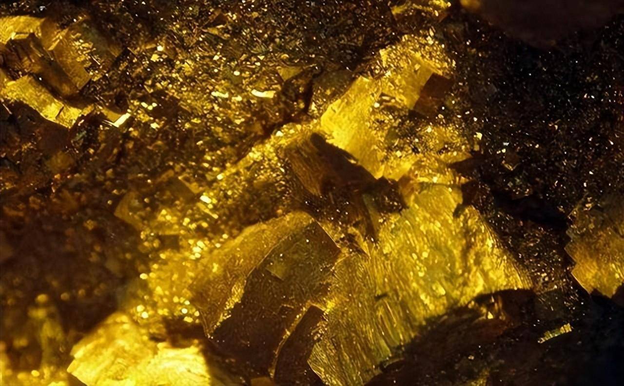 世界上最孤独的金矿？满地黄金为何无人敢挖？原因你可能想不到？(图1)