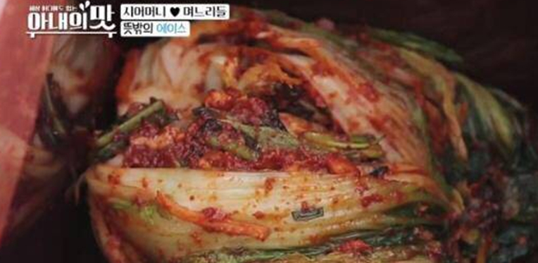 “泡菜国”的人有多喜欢泡菜?一次做200颗白菜、500个洋葱,佩服(图6) “泡菜国”的人有多喜欢泡菜?一次做200颗白菜、500个洋葱,佩服(图6)