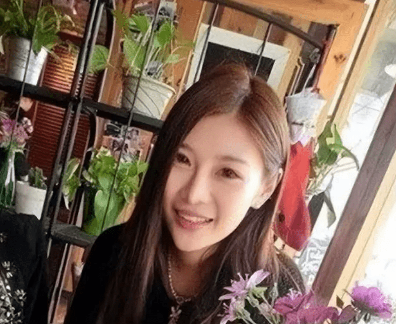 南京23岁富二代狂砍21岁校花娇妻60刀,只因朋友戏言老婆会出轨_祁可欣