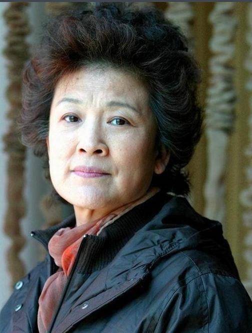 国家一级演员宋春丽:为事业放弃生子,62岁才当上母亲_孩子_丈夫_时候
