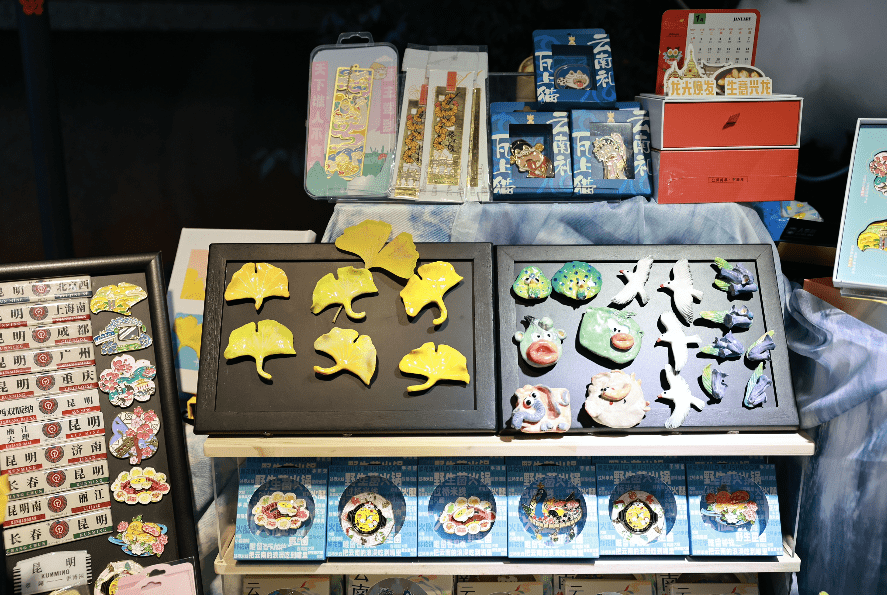 文林街打卡银杏艺术节 这些特色文创你get了吗_产品_主题_游客