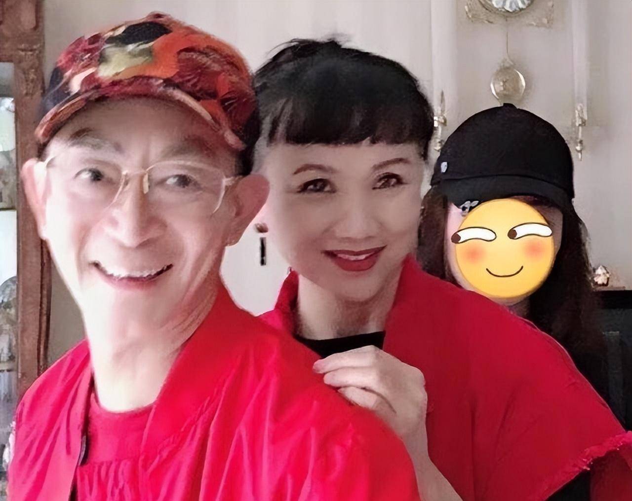 六小龄童金屋藏娇35年的妻子,原来是西游记中的她,难怪藏着掖着_孙