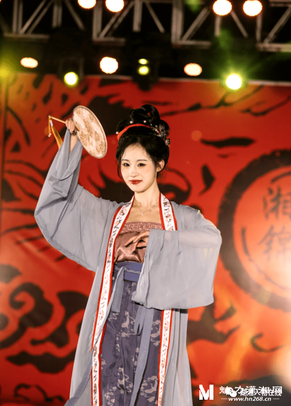 2023湖南湘中锦绣华服大典在娄底举行_活动_文化名城_服饰