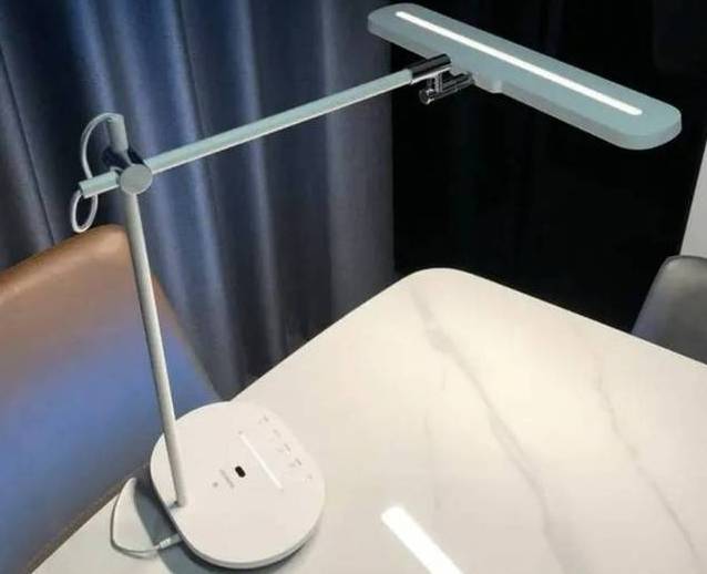 护眼台灯国aa是什么意思?国AA护眼台灯推荐