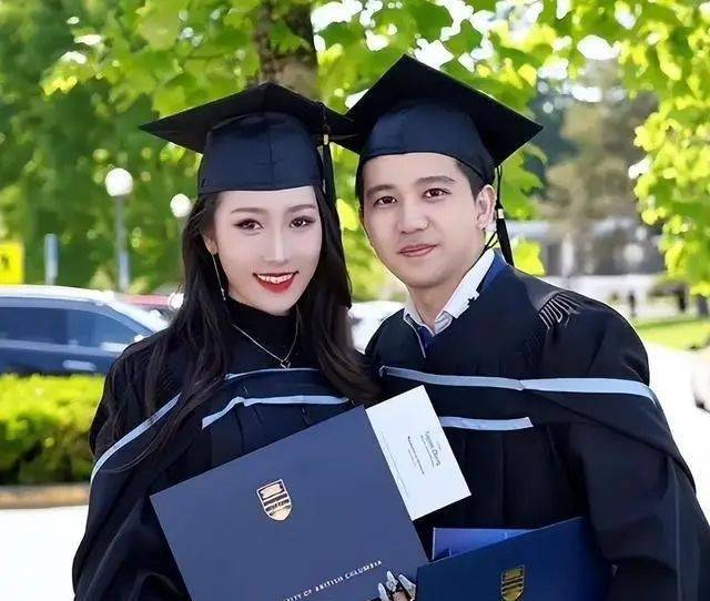 舅舅是陈佩斯,外公是影帝,爸爸是国家一级演员,她却甘愿当网红_张家云