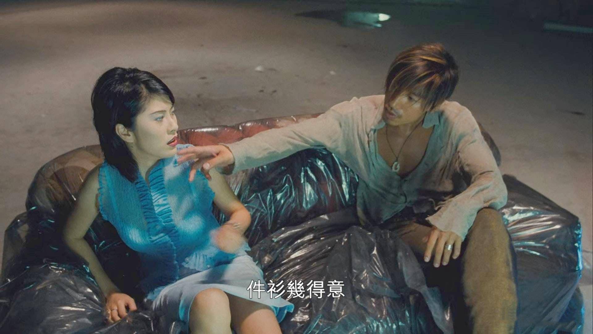 还记得《古惑仔》里被乌鸦拍照的美女吗?