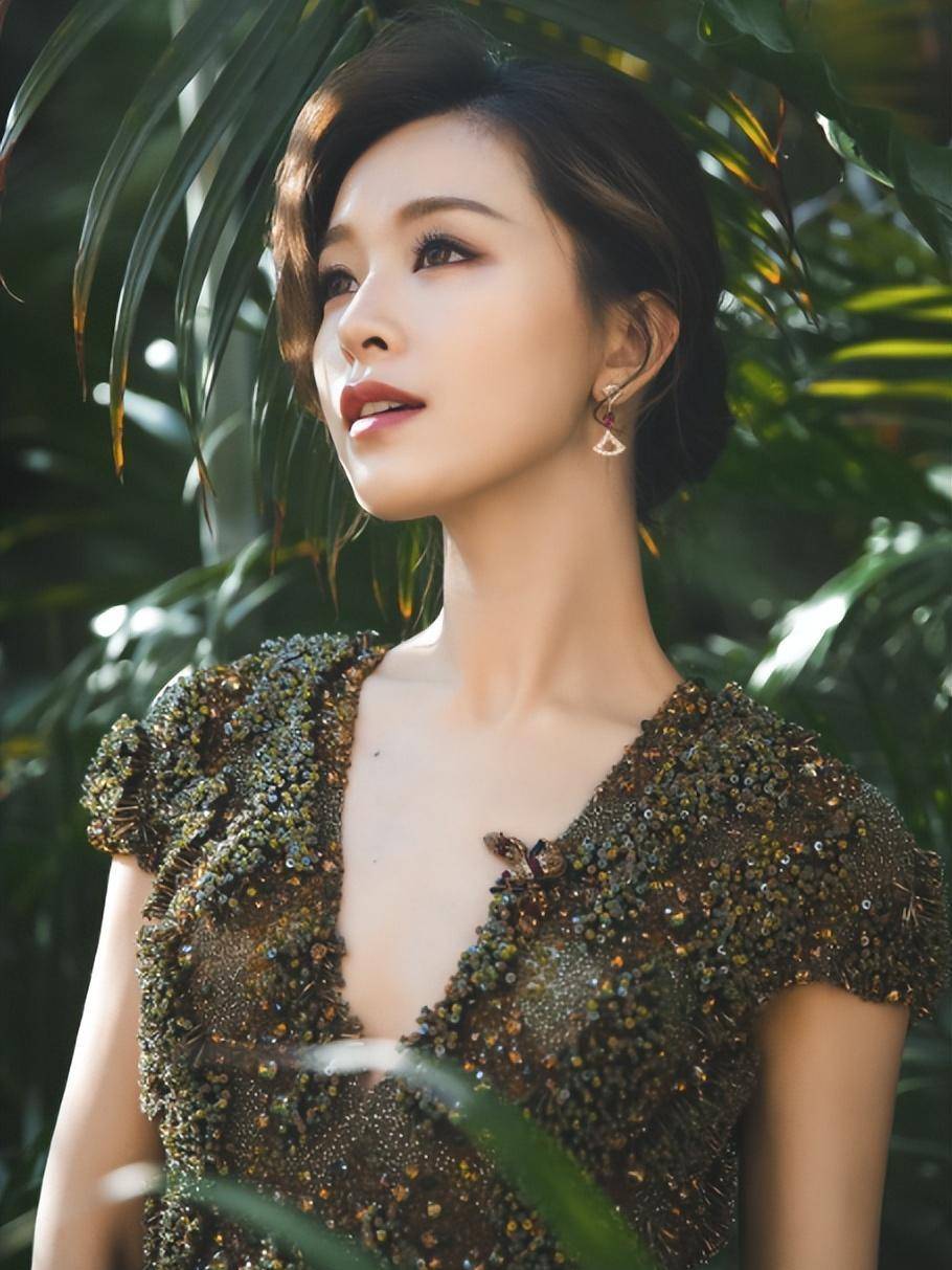 文咏珊的这次亮相不仅体现了他的音乐个性,也体现了他积极进取的生活