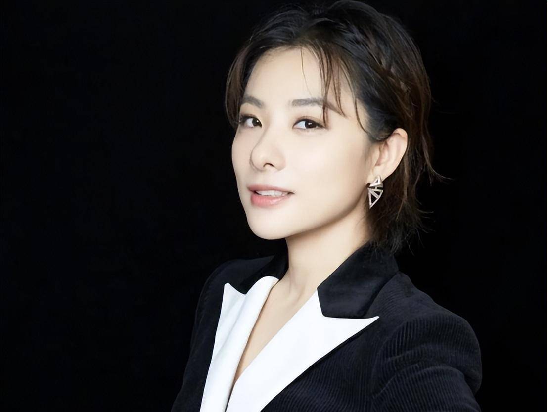 奥运冠军刘璇高龄怀三胎!