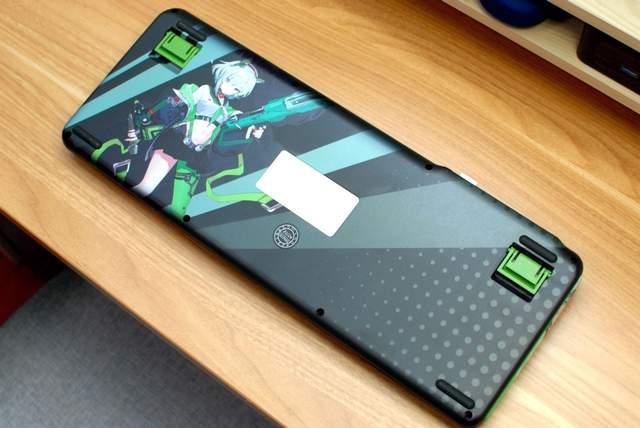 潮物分享:珂芝上新Z98 IP定制款机械键盘,二次元爱好者必入