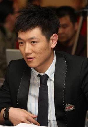 2015年,"激吻门"后除名退播,向汪涵下跪,如今田源怎么样了?