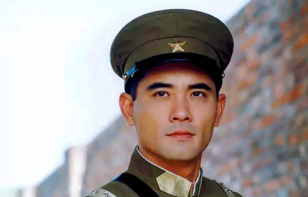 曾经"一见误终生"的美男,61岁依旧独身一人住乡下,无儿无女_赵文瑄
