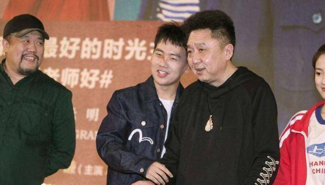 票房口碑俱佳,于谦演技炸裂,众明星跑龙套连台词没有_吴京_电影_儿子