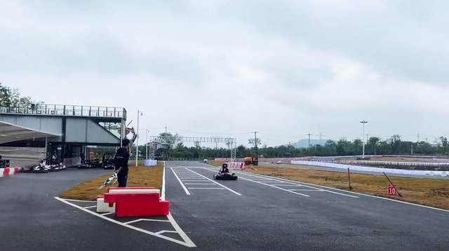 既能觀賞動物又可以玩卡丁車,武漢郊區這座遊樂園,去露營也不錯_大道