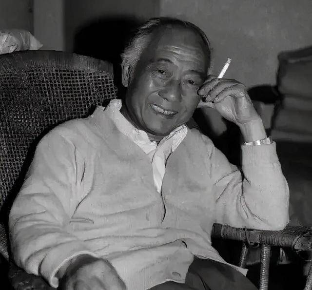 汪曾祺:中国最后一个士大夫,充满人间烟火气的一生才叫生活_施松卿_这