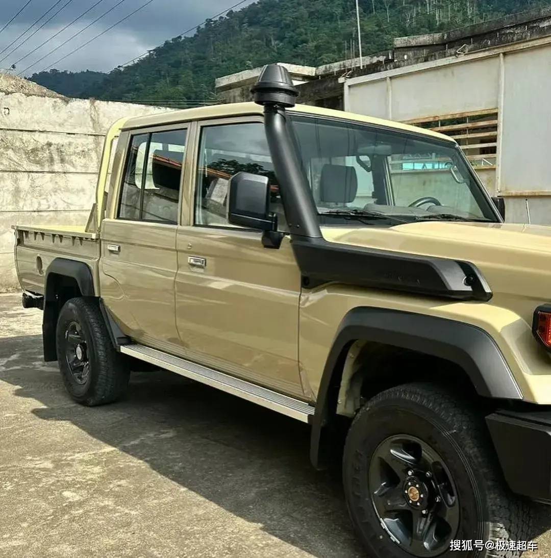 丰田lc79皮卡6x6报价图片