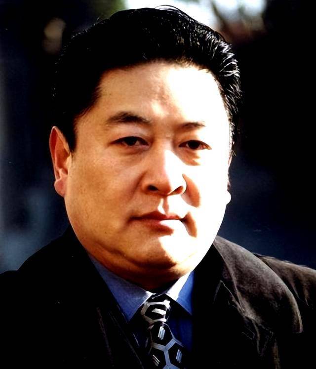 著名演员刘斌:第一任前妻是史兰芽,3次分手3个儿女,人生沉重_工作