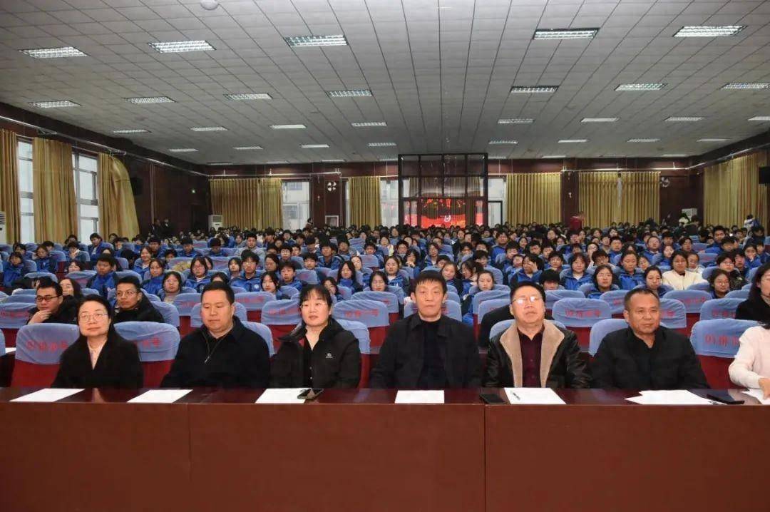 夏县中学西校区隆重举行校园文化艺术节闭幕式_比赛_全体师生_青春