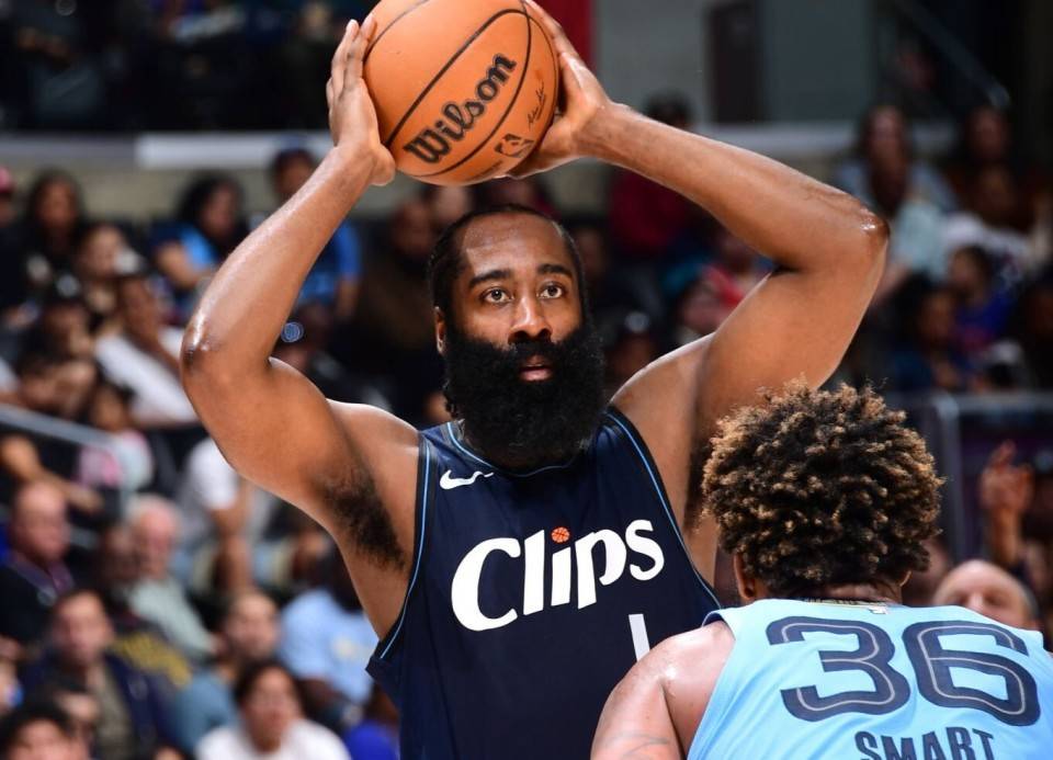 30日nba前瞻:哈登只差4助攻超名宿 比尔复出送黄蜂10连败?_篮板_排名