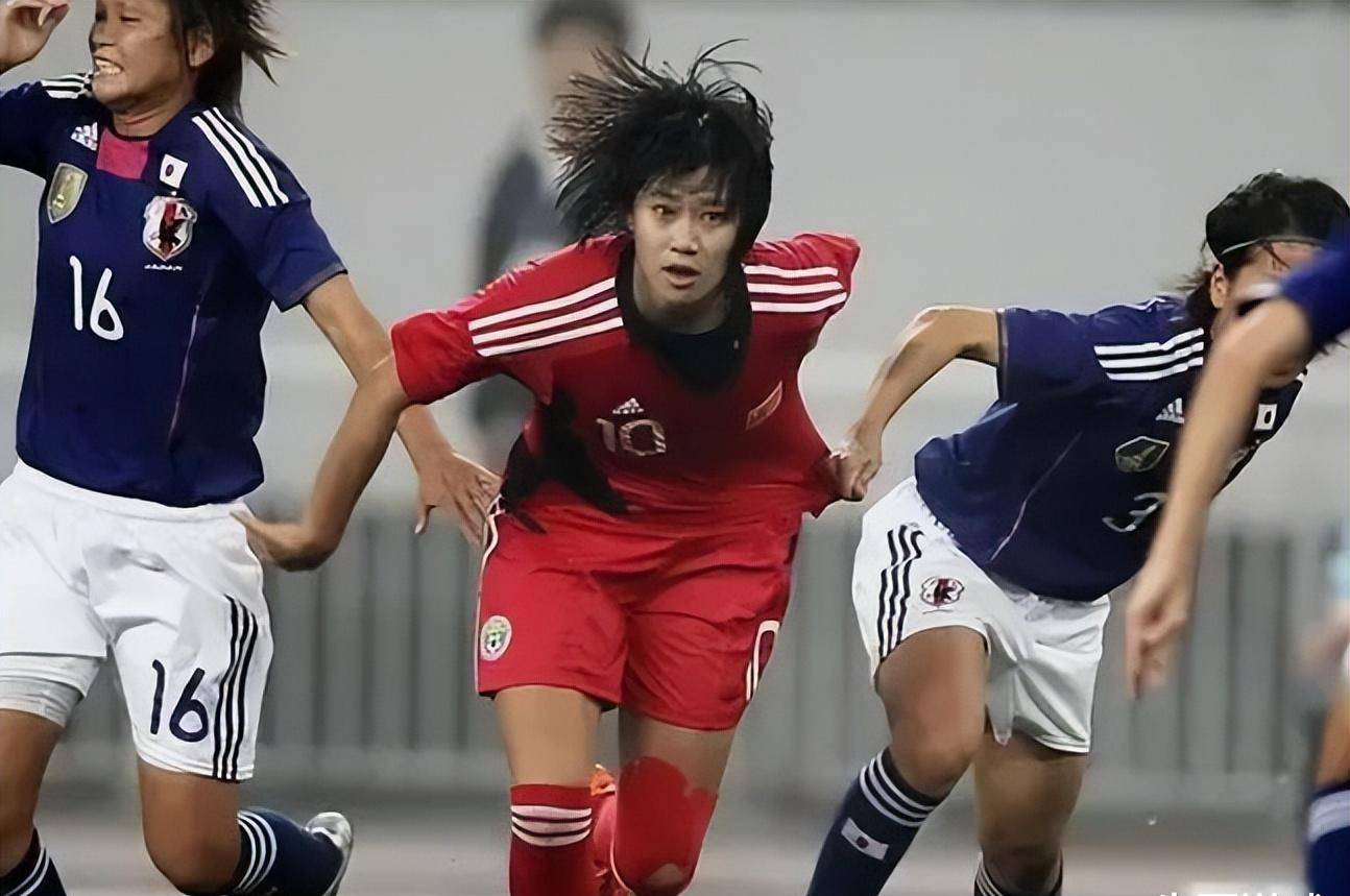 里皮:我们女足近23年,称得上世界顶级前锋的仅只有人,王霜不行_韩端