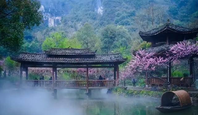 原创            陶渊明《桃花源记》：很多地方都称发现了桃花源，哪个是真的？-陶渊明写的桃花源记的译文