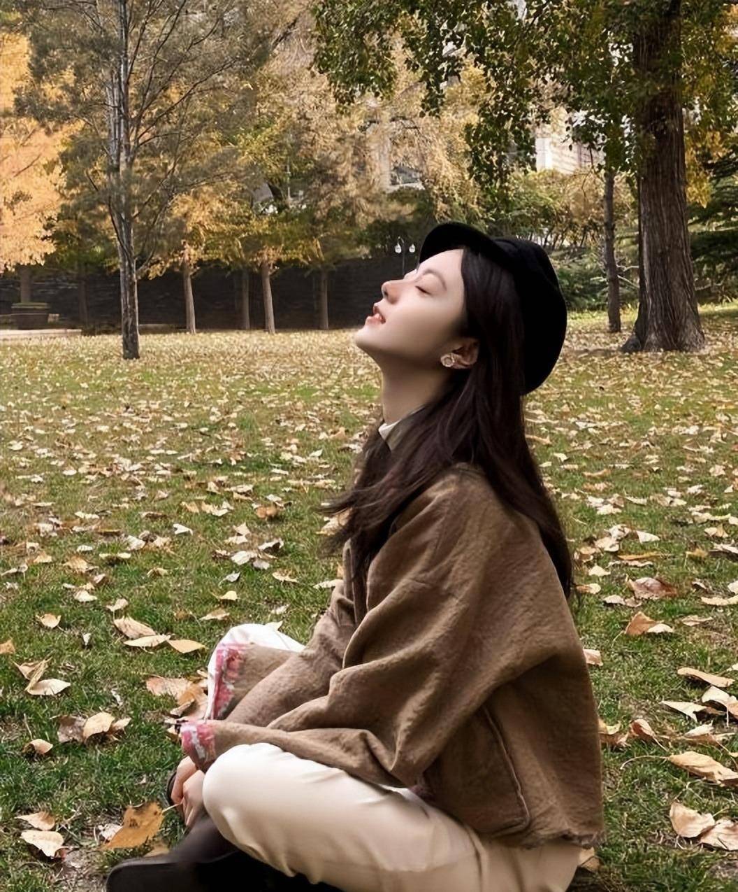 因此在如此紧凑的行程中,考取的524分,更给赵今麦头顶添了一则学神