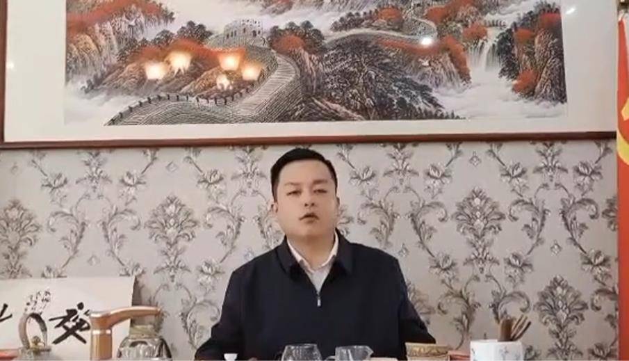 卓赋集团总裁张乐先生通过中国经济观察网向全国人民发表新年贺词