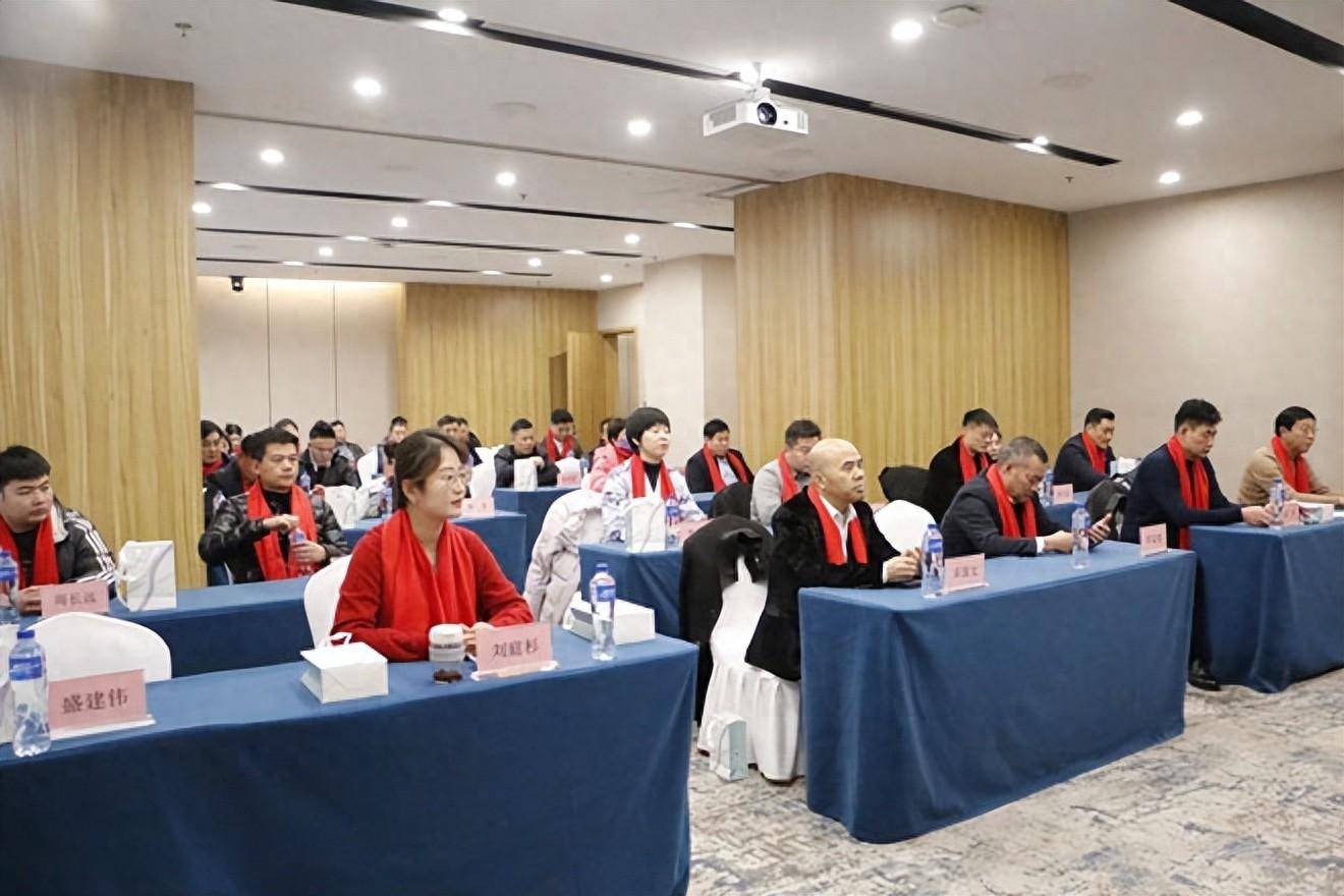 卓国文增选为临沂大学体育与健康学院理事会名誉理事长_发展_人人
