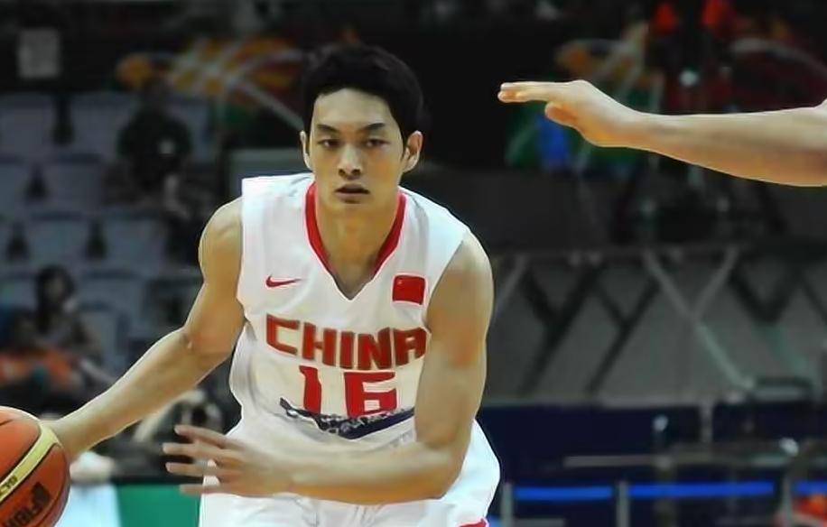陈江华和孙悦,谁是我们男篮历史上最有天赋的后卫?_能力_方面_本土