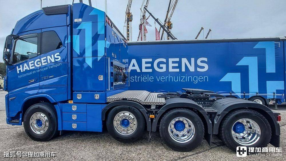 8x4驱动750马力,配置精致的沃尔沃fh16大件牵引车实拍_搜狐汽车_搜狐