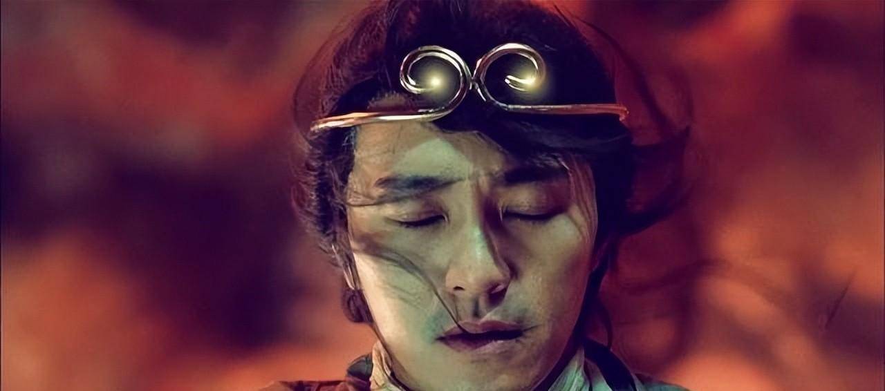 一生所爱为谁爱,朱茵眨眼星驰憾—揭秘:周星驰后座上到底是谁?