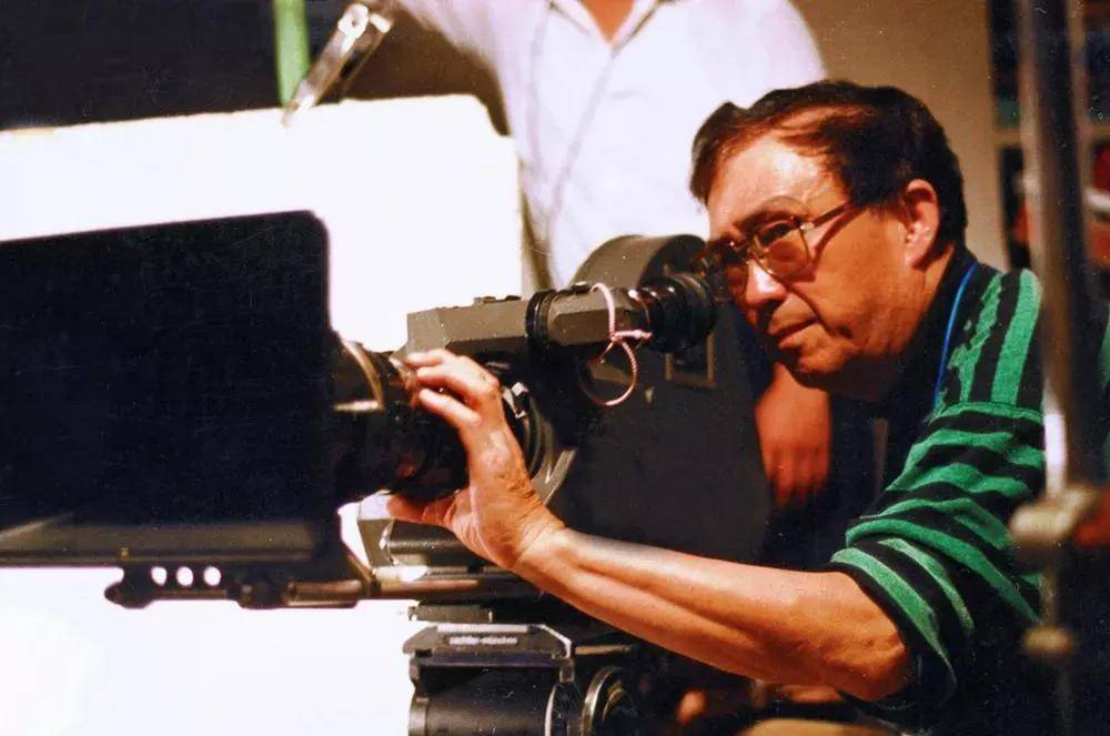 导演姜文的上位史,和他身边的4位"绝美"女人