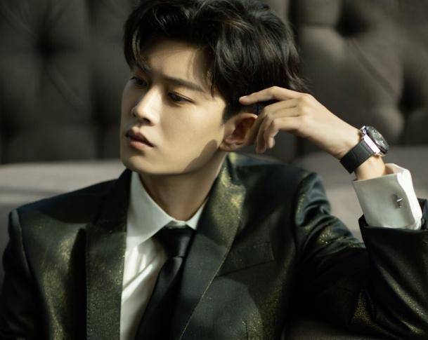 当178cm的任嘉伦遇上185cm的男二,《驭鲛记》粉丝是否会为难?