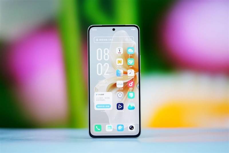 柔光+环闪 远近都能拍！vivo S18e评测：2千档最懂人像的手机(图3)