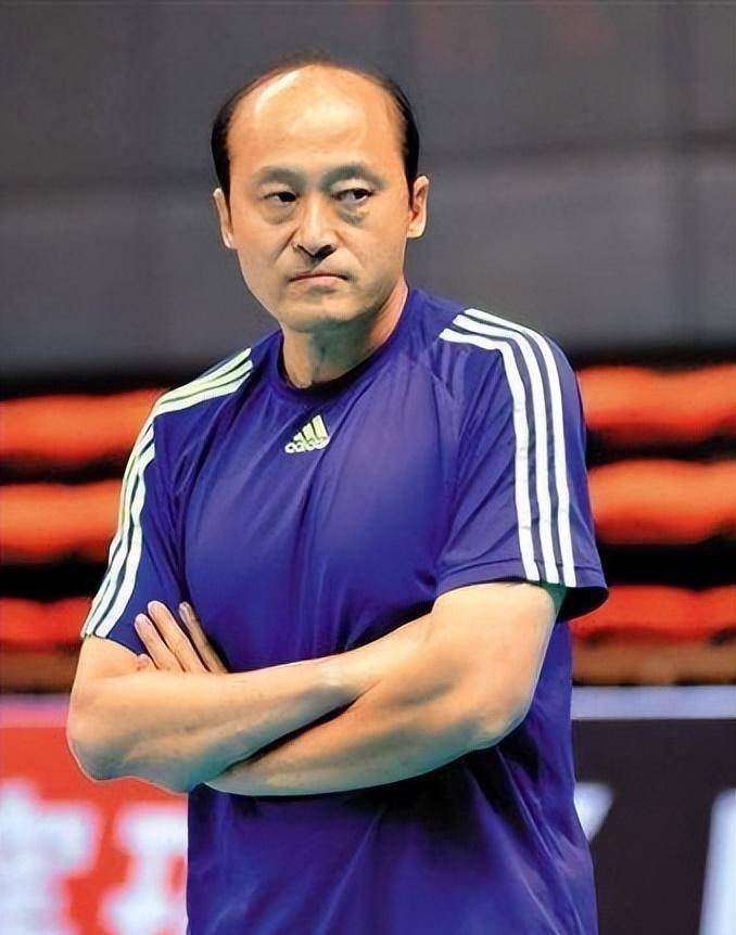 郎平还是陈忠和?无论是谁,都是财富_中国_女子_袁伟民