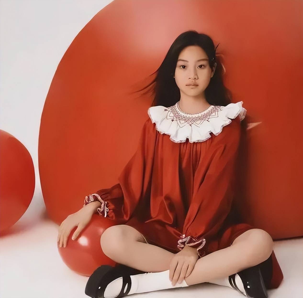 拿母之过羞辱李小璐女儿,甜馨:厕所里位置缺个你_网友_底线_世界