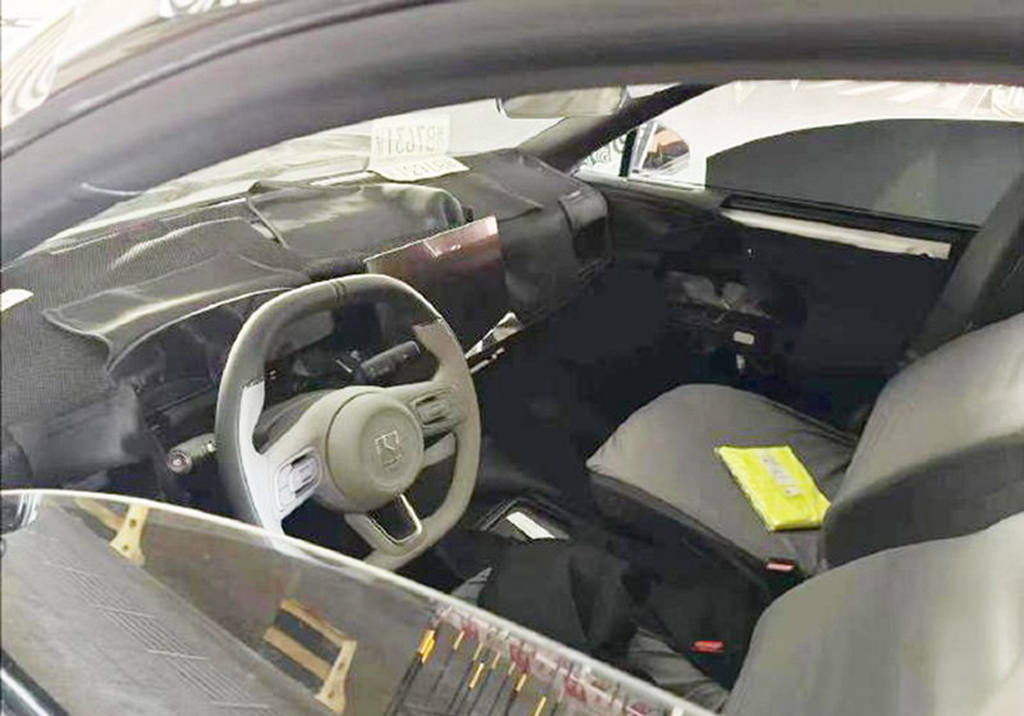 兼顾设计和实用性 极氪全新SUV谍照曝光_搜狐汽车_搜狐网