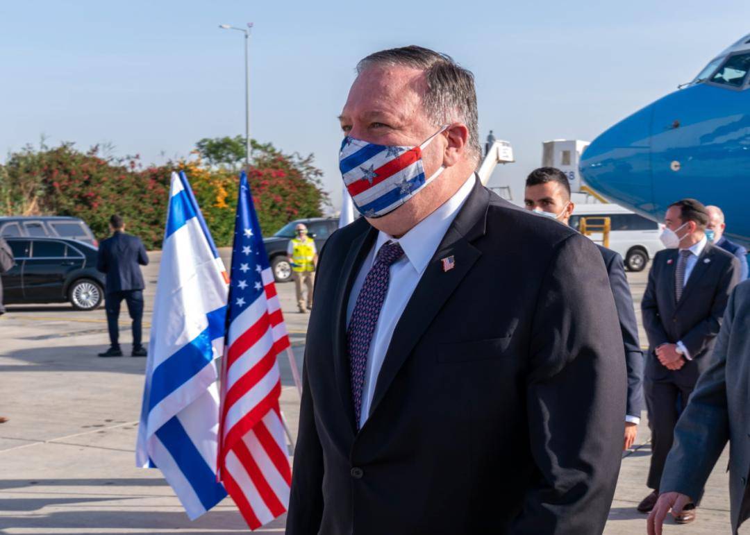 彭斯蓬佩奥都戴上了口罩口罩成美国两党的新战场