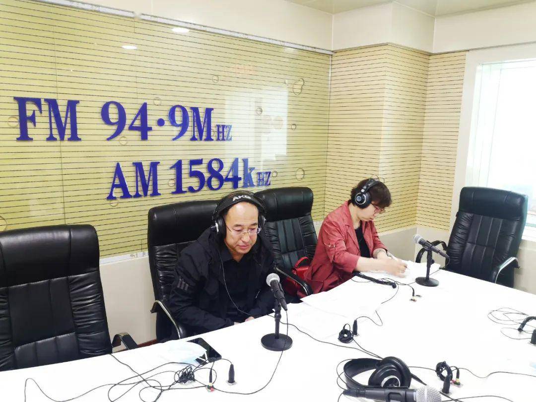 长子县委副书记县长赵永进参加党风政风热线节目与广大听众互动交流