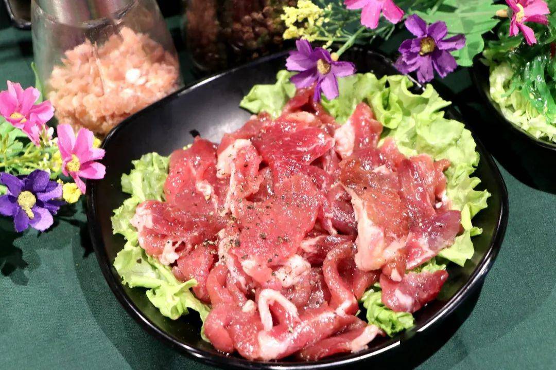 9元抢原价256元【卿尽来碳烤鲜牛肉】2-3人餐!