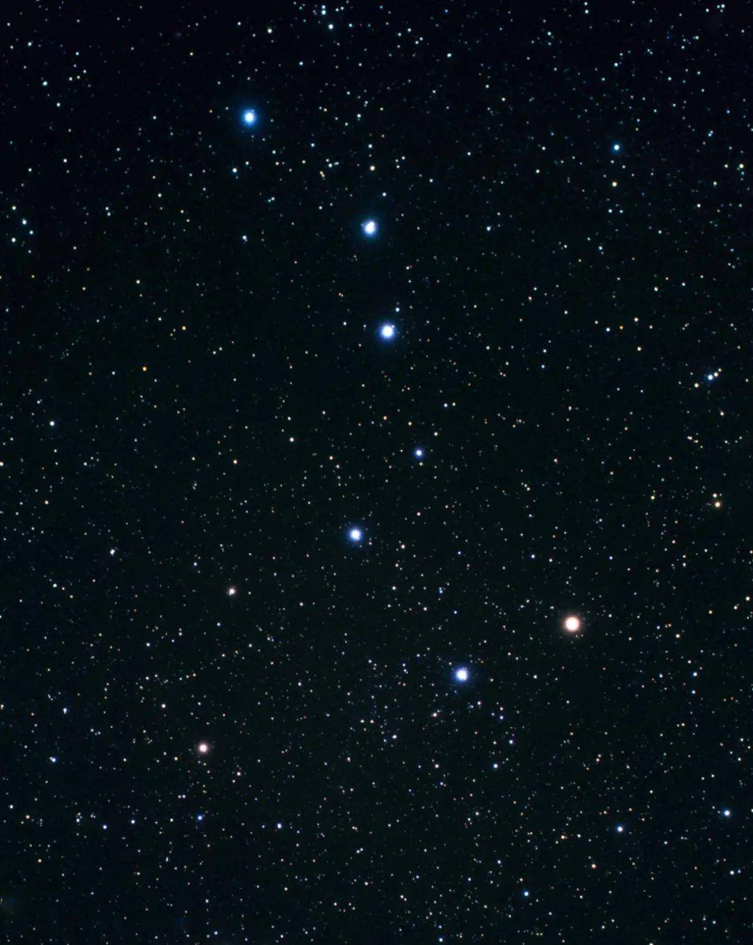 宇宙最不可思议的一张照片:从看似空无一物的空间,捕捉到数万亿恒星
