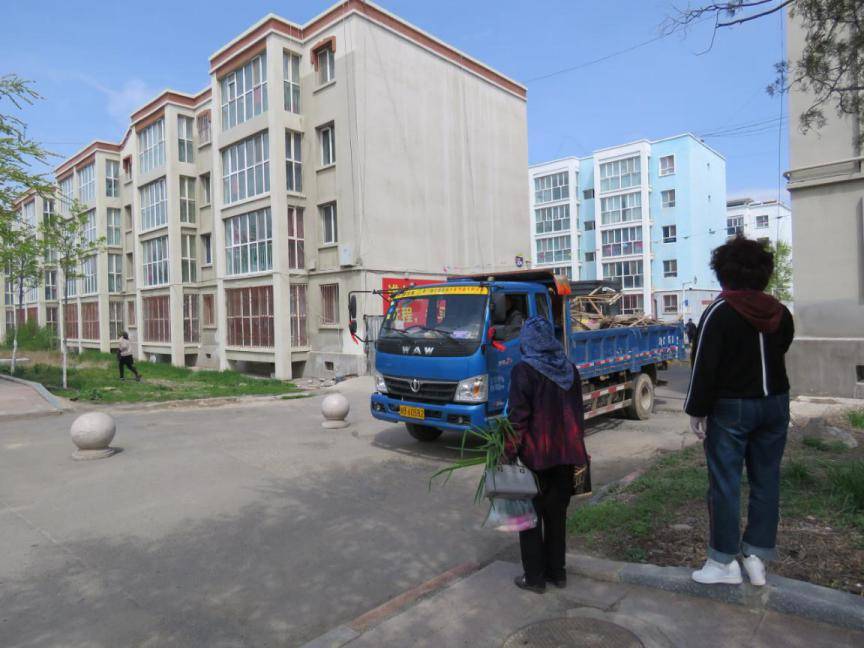 木垒镇明珠社区提升服务效能传递大温暖