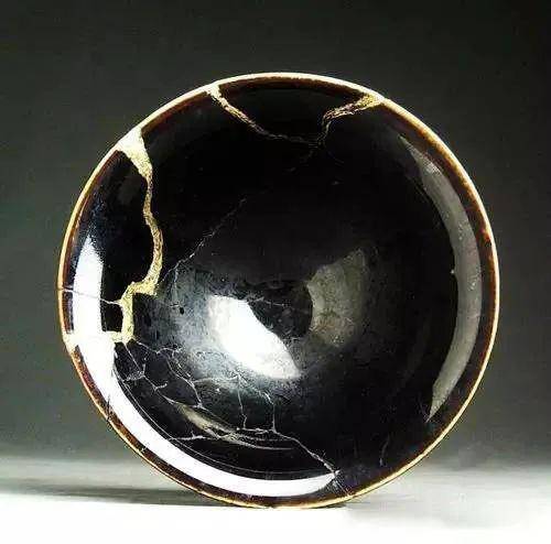 定瓷中的黑天鹅 ——黑定