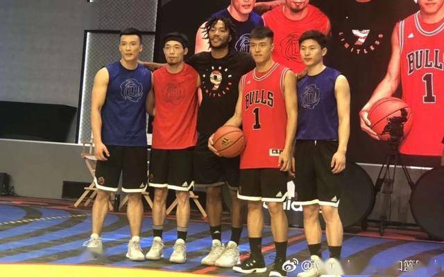 2016年韩雨洋创立ac(air china)扣篮团队,也吸收了当时国内的新生代扣