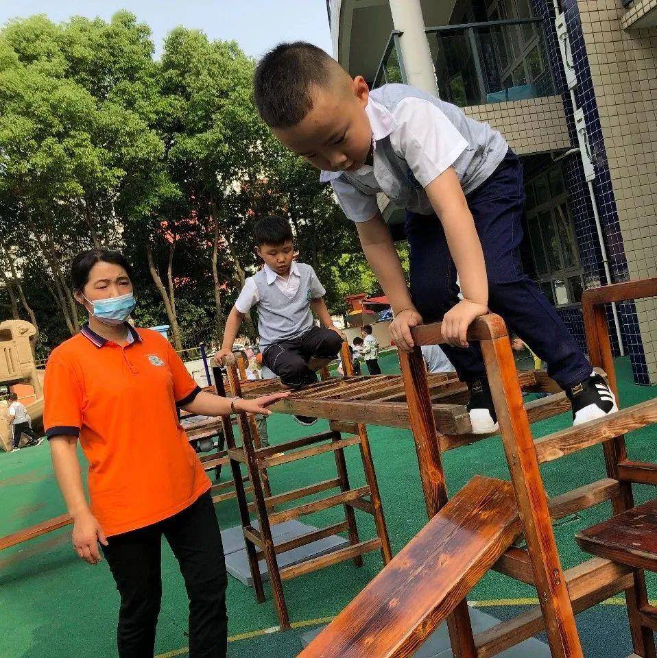 金坛】缤纷五月 夏天和你—碧水华庭慧乐幼儿园开学第一天_南京城