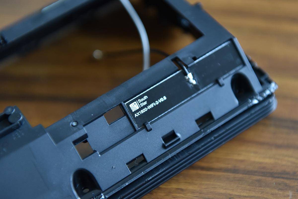 wi-fi6路由绝佳入门之选 小米路由器ax1800拆解