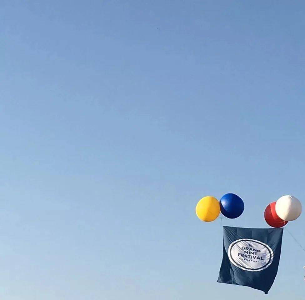 朋友圈背景图 | 走不出的回忆