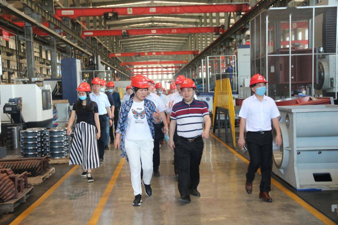 广东省阳江市委副秘书长,政研室主任冯周海一行到功力集团公司考察