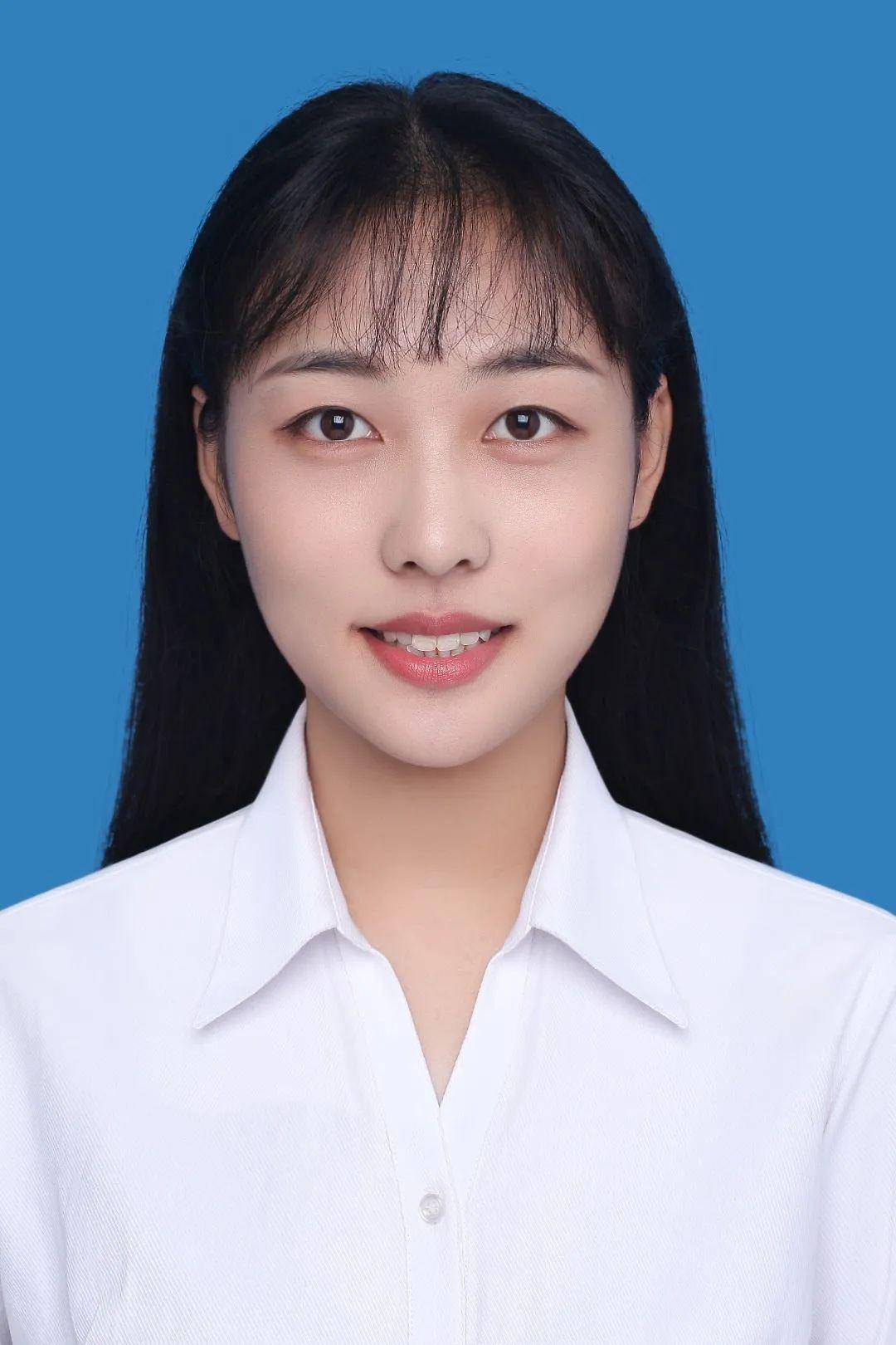 校三好学生连续三年获得国家励志奖学金;专业排名第五女主角陈春璐
